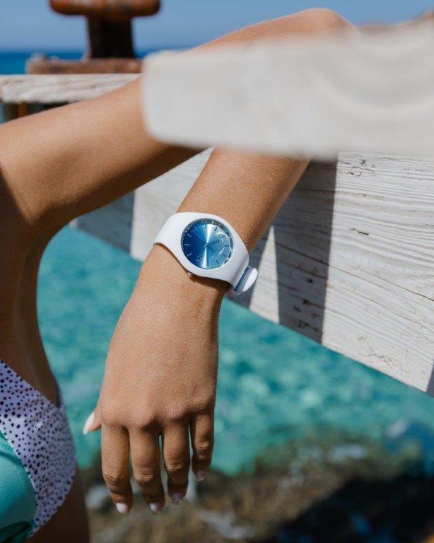 social media-facebook-instagram-ice-sunset-lifestyle-32